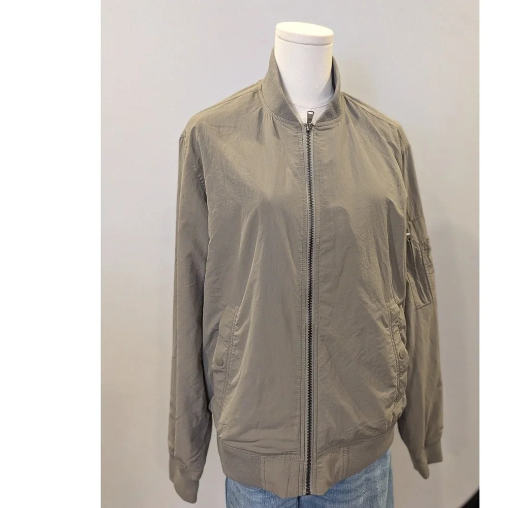 Banana Republic Men's Bomber Jacket Gray Full Zip Water Resistant Medium NWT
